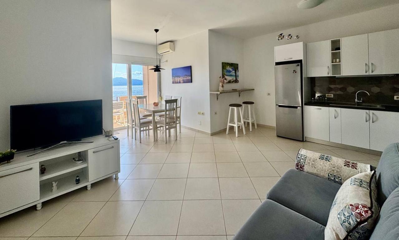 Del Mar Sea View Apartment Sarandë Exteriér fotografie